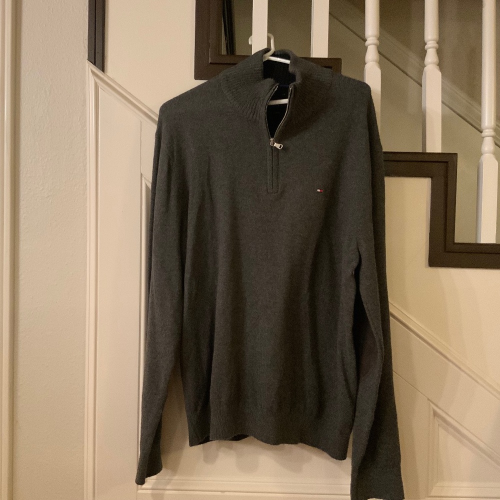 Men’s Gray Tommy Hilfiger Cotton Quarterzip with Brown Elbow Patches